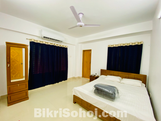 Furnished 2-Bed Flat in Bashundhara R/A
